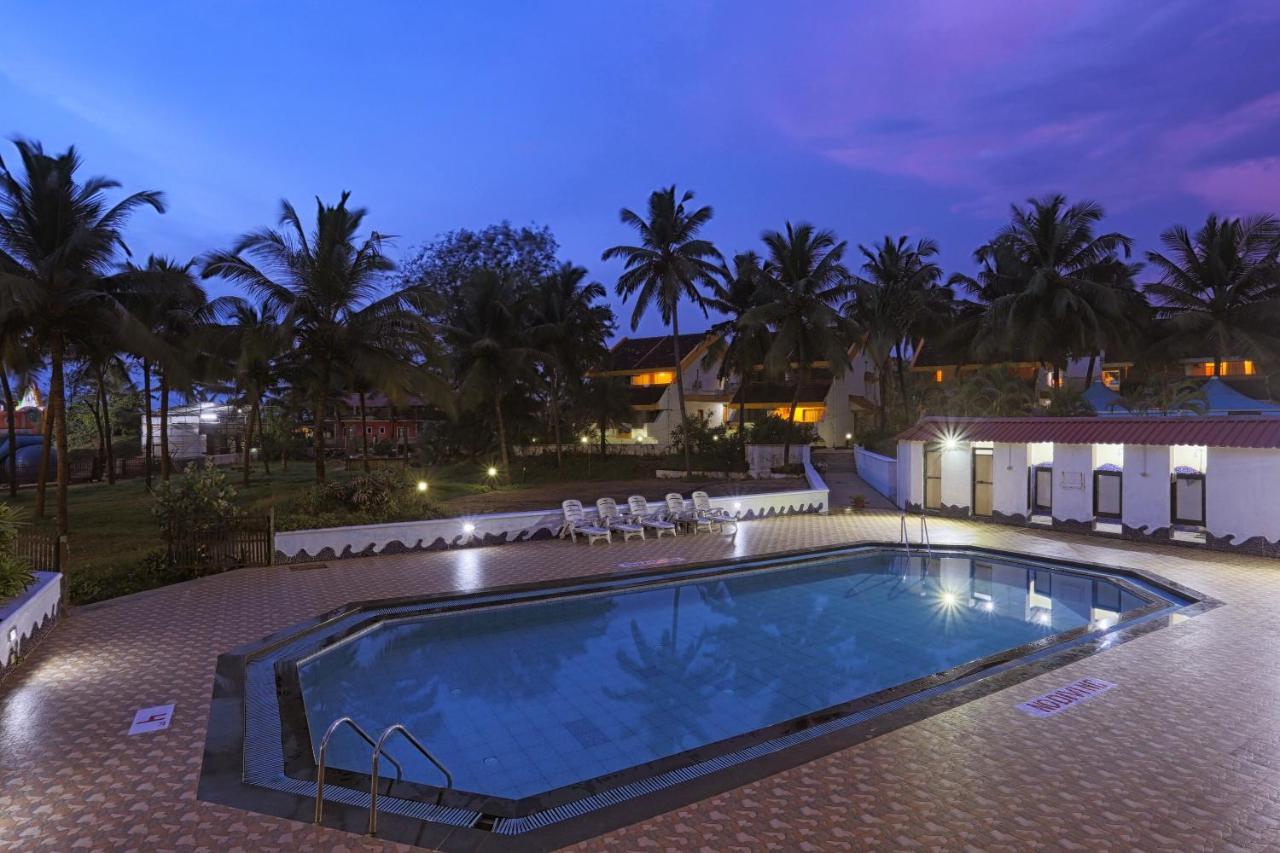 Calangute Residency Hotel Exterior photo