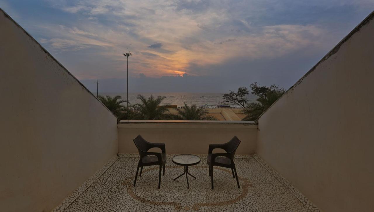 Calangute Residency Hotel Exterior photo