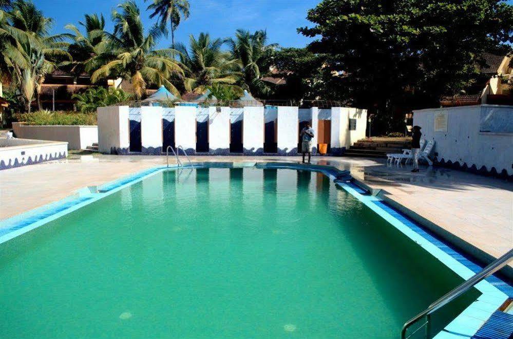 Calangute Residency Hotel Exterior photo